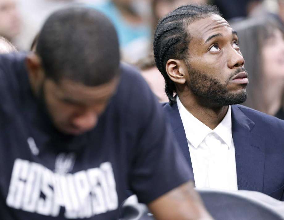 kawhi leonard sitting out