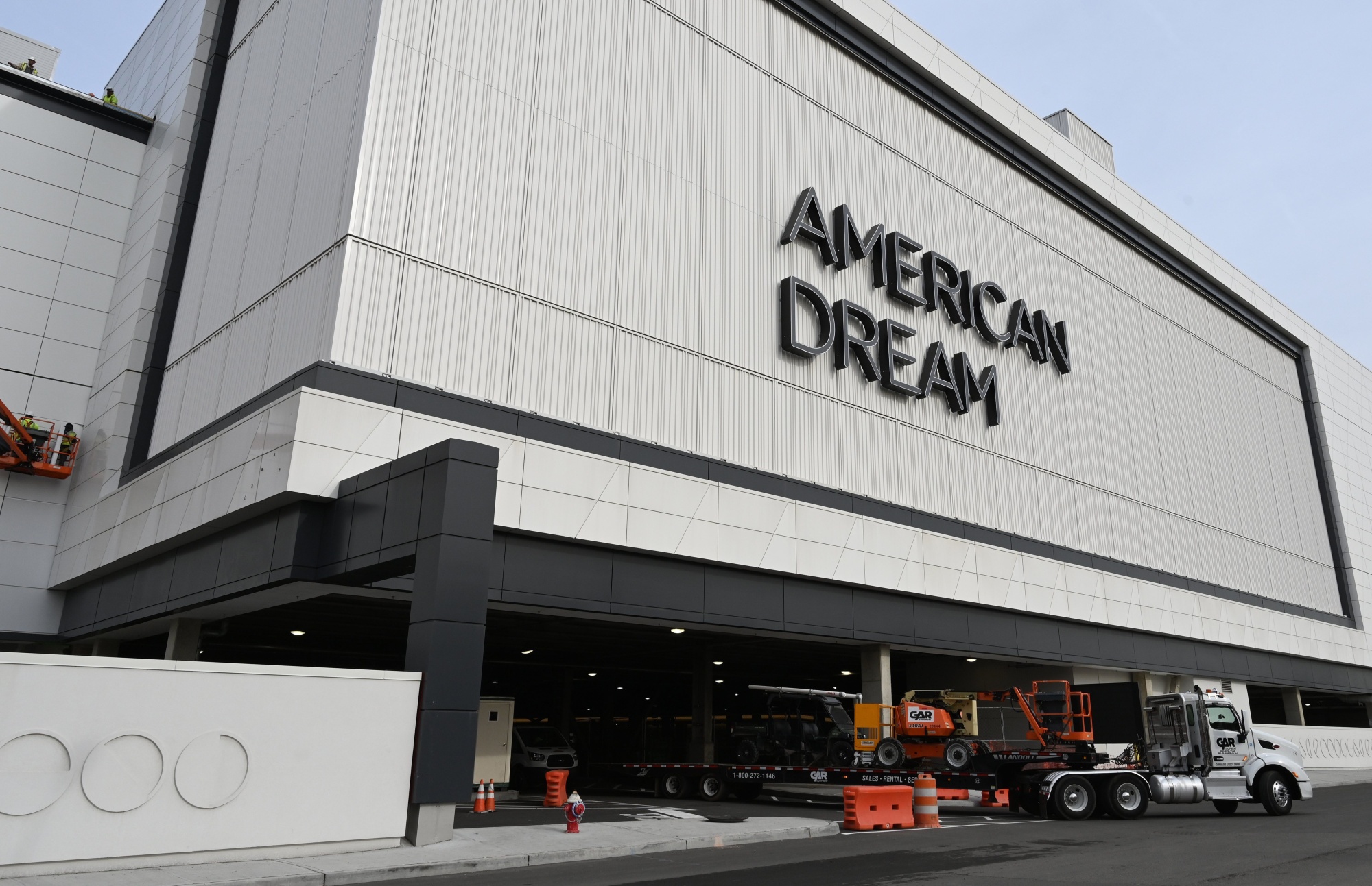 American Dream Mall Evacuated After Bomb Threat The State Times